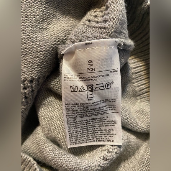 Banana Republic Mariner Fringe Grey Textured Sweater Holidays 2015 Collection XS - Picture 5 of 6